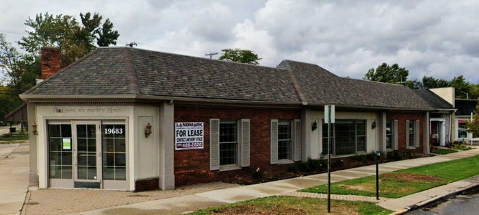 Harmony House Records and Tapes - Gross Pointe Woods - 19683 Mack Ave